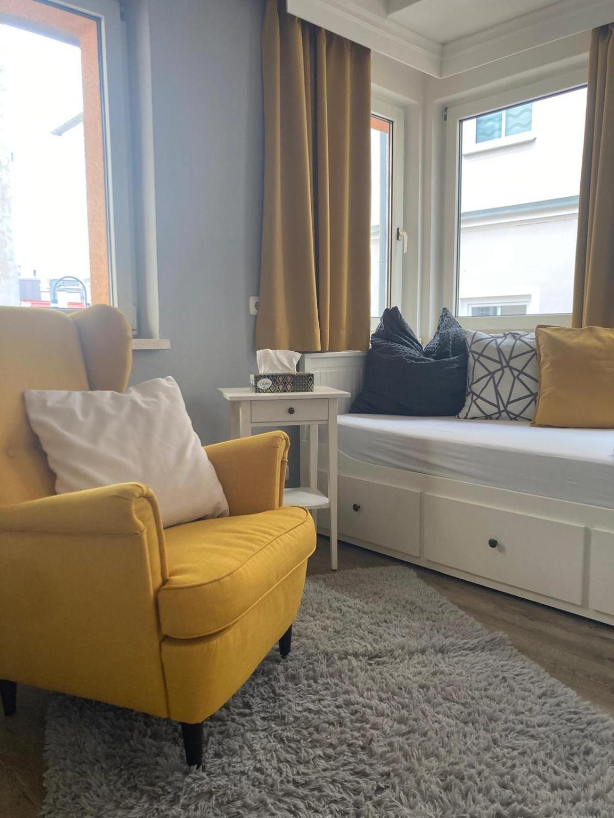 Ferienwohnung Im Zentrum Mit Balkon Und Parkplatz غموندين المظهر الخارجي الصورة